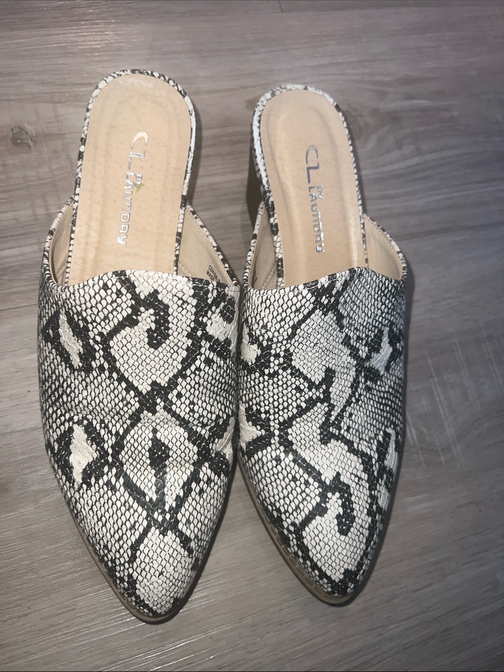 CL by Laundry Snake-Print Pointed Slip-On Mules Sz 8 mob wife summer